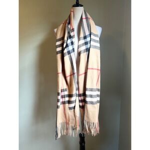 Fleecy Plaid Scarf Red Black White white fringe boho preppy Y2K cozy